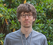 Dr. Niklas Heucke